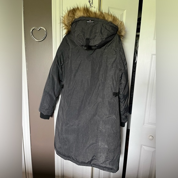 Canada Weathergear Super Triple Goose Winter Jacket - Picture 2 of 3